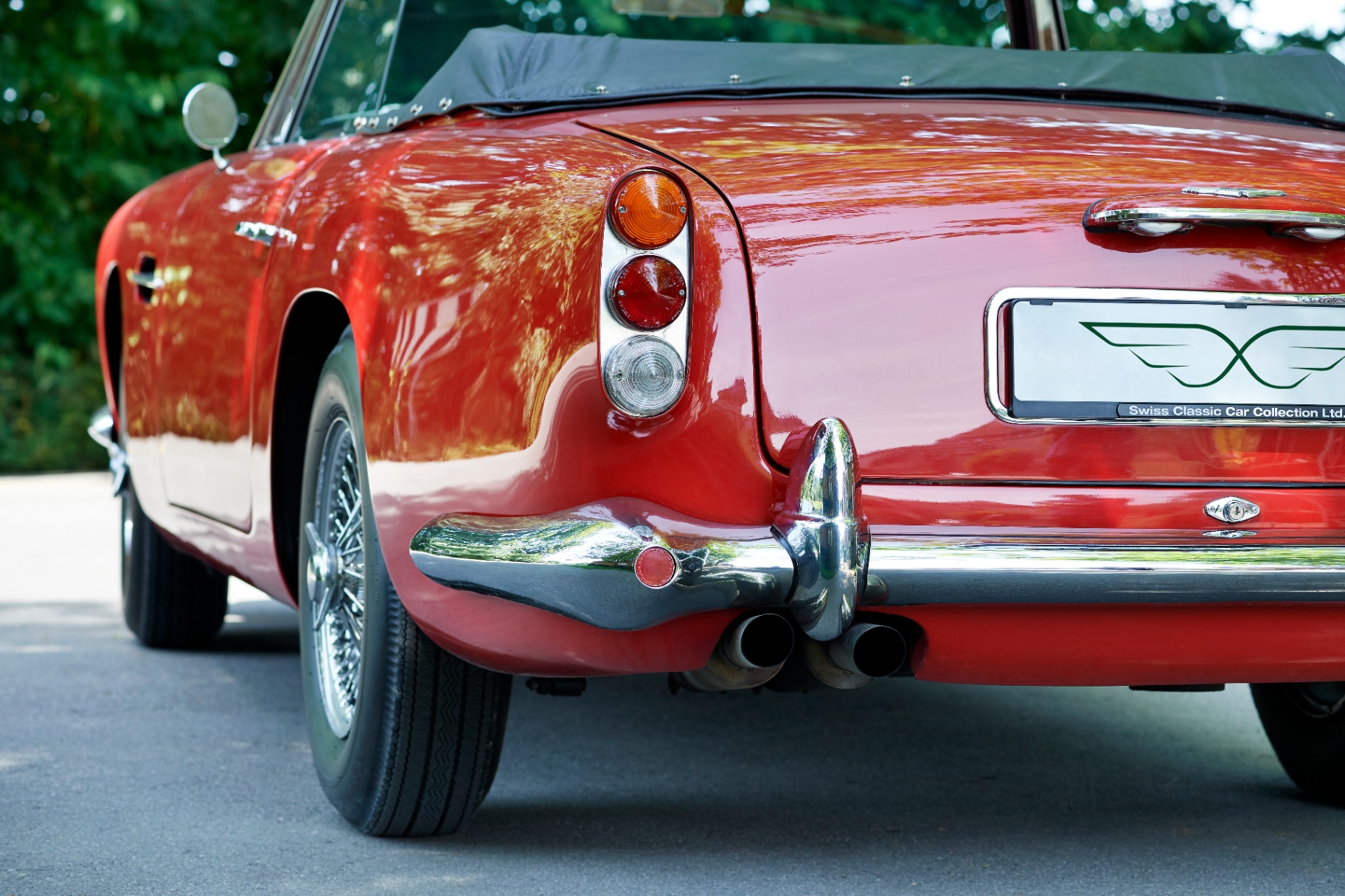 Aston Martin DB4 Convertible — 5