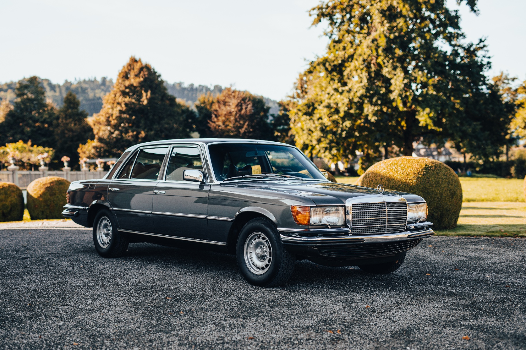 Mercedes-Benz 450 SEL 6.9