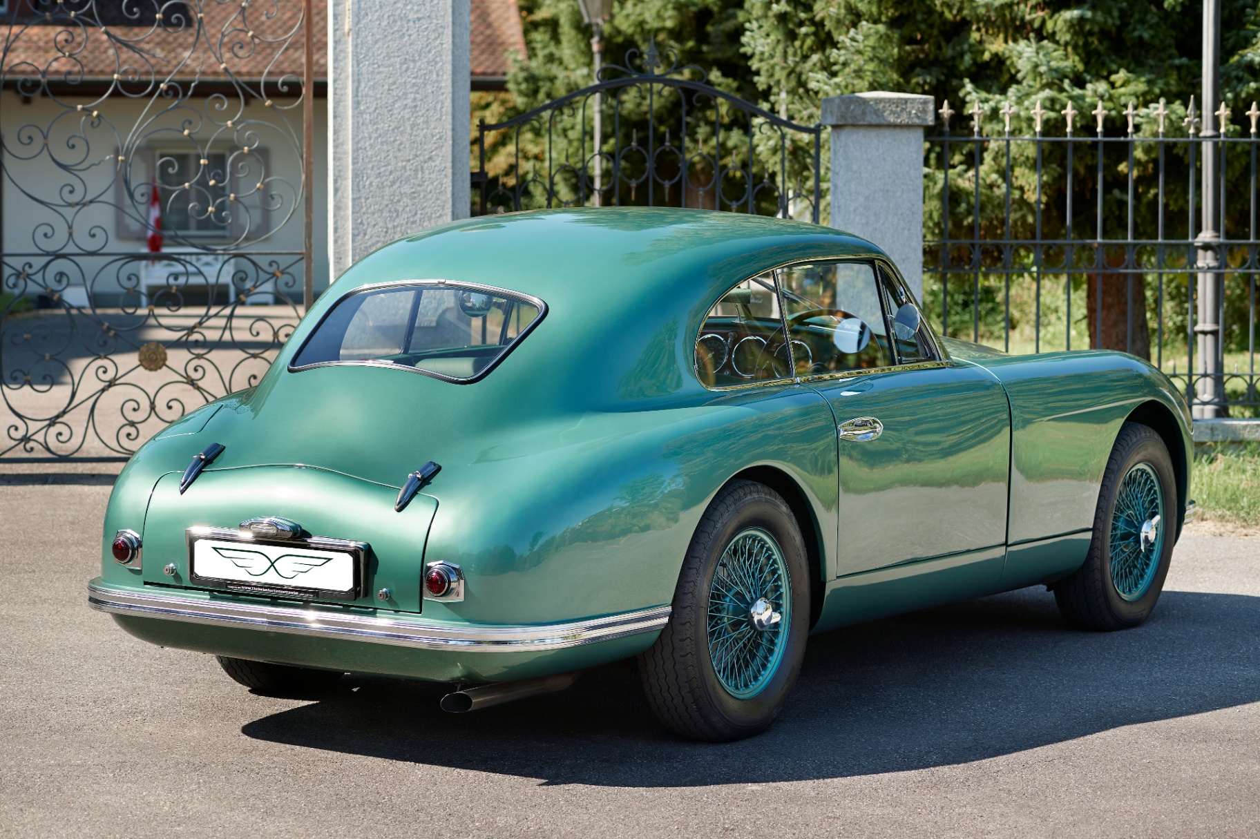 Aston Martin DB2 Coupé — 2