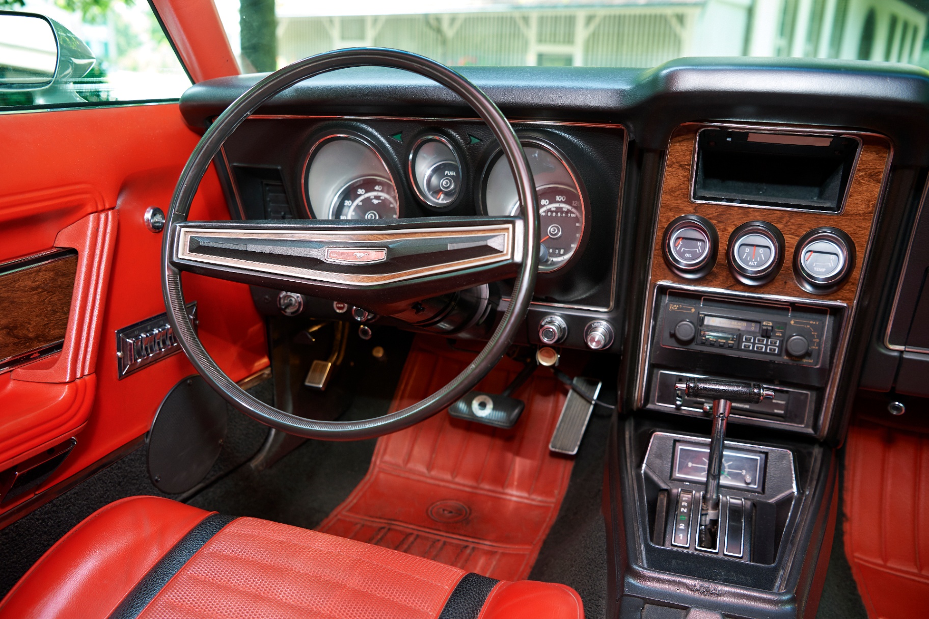 Ford Mustang Mach 1 — 4